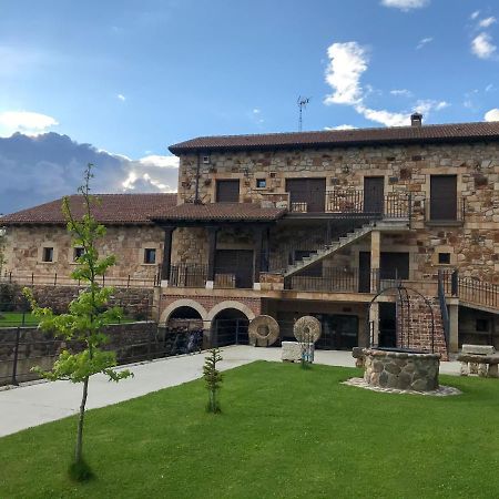 Apartamentos La Fabrica Villaluenga de la Vega Exteriér fotografie